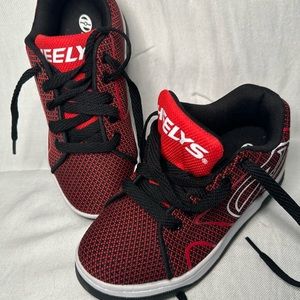 HEELYS sneakers with wheels SIZE Youth 1 red/black new no box
